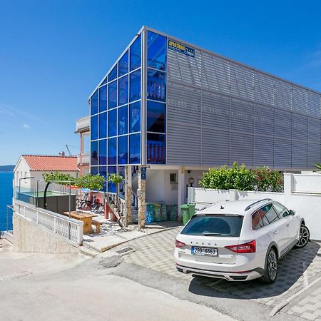 Family Friendly Apartments With A Swimming Pool Businci, Ciovo - 11232 Trogir Kültér fotó