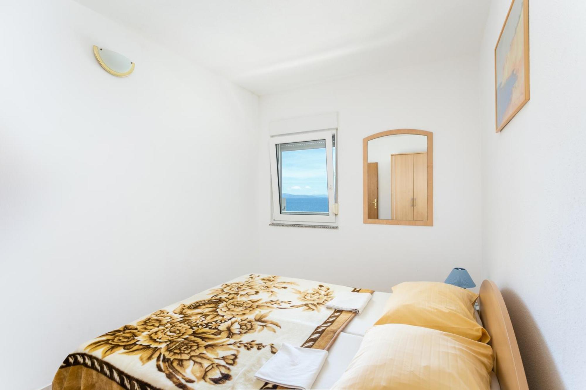Family Friendly Apartments With A Swimming Pool Businci, Ciovo - 11232 Trogir Szoba fotó