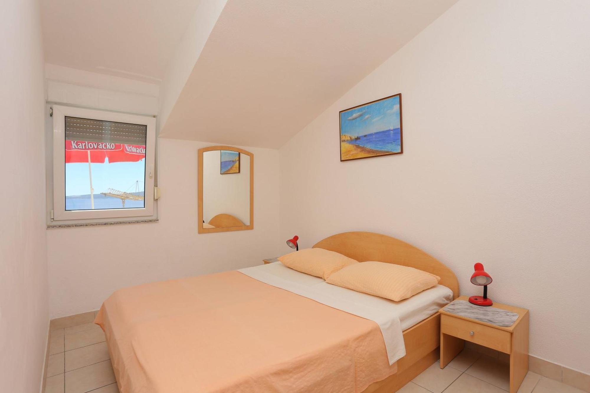Family Friendly Apartments With A Swimming Pool Businci, Ciovo - 11232 Trogir Kültér fotó